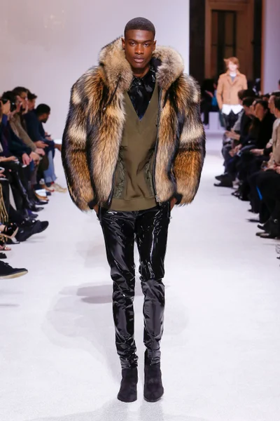Look 36